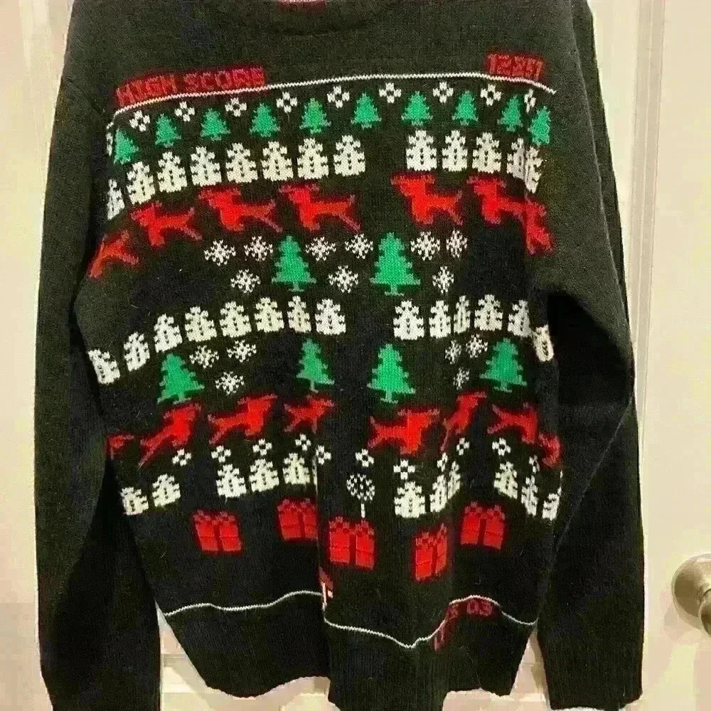 Men's Jem Video Game Holiday Ugly Christmas Sweater SZ L Red and Green